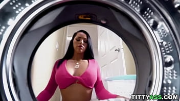 Preview 1 of Son Poole - Sizzling  latina Riley Jean fucks and blows in the kitchen
