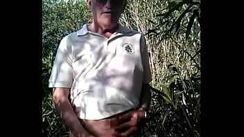 Preview 1 of Priyanka Xxxvideos - Desnudo en un parque Amate 4