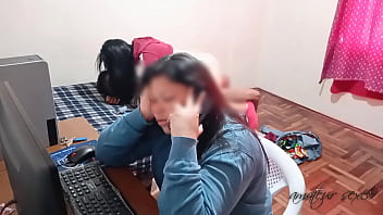 Preview 4 of Boss Dex - Esposa cornuda paga mis deudas mientras yo me follo a su amiga: llego a mi casa y esta mi esposa con su rica amiga y mientras ella paga mis deudas yo le destroso el rico culo a su amiga con mi gran polla ,  casi nos pilla