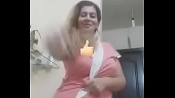 Preview 3 of Mature Ca - Anisa Alava mami madura bailando 1