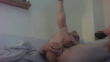 Preview 2 of Bacha Bachi Kiss - Dicken Vibrator sch&ouml_n in den Arsch schieben und dabei wichsen
