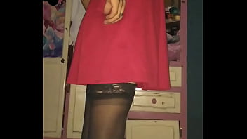 Preview 4 of Rayen Madison - Cambi&aacute_ndome de vestido