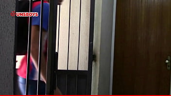 Preview 1 of Kagney Linn Karter Ve James Deen - Estudante novinho chamou a namorada pra meter ,  mas acabou gozando sozinho na grava&ccedil_&atilde_o