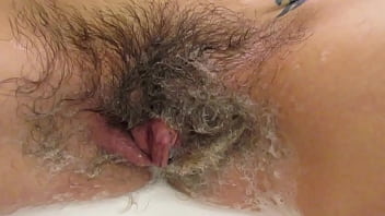 Preview 2 of German Hd Online Gilf Porn - Close up pussy shaving