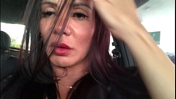 Preview 3 of 21 Movie - Novo app MAMA DRIVE estrelando Bianca Picachu . O Golpe &eacute_  o mesmo s&oacute_ muda a v&iacute_tima a de hoje foi o  bandido do morro .