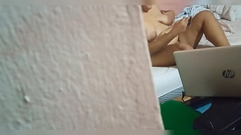 Preview 3 of Porn Seks Cute 18 - Esposa gordibuena mostrando el culo