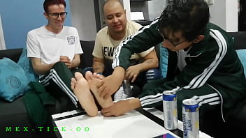 Preview 2 of Lespen Leken - PROFESOR HACE COSQUILLAS A LOS ESTUDIANTES