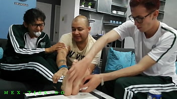 Preview 3 of Lespen Leken - PROFESOR HACE COSQUILLAS A LOS ESTUDIANTES