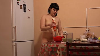 Preview 2 of Styal Full Video - Anal clean creamy enema and vaginal The brunette in stockings started cooking dinner and finished playing with her juicy butt and shaved pussy
