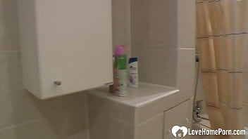 Preview 1 of Gulxxx - Banging in the shower is the best feeling