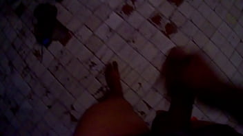 Preview 1 of Piss Seat - levando porra nos peitos