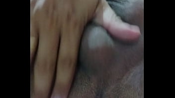 Preview 2 of 18 Year Girl Show Her Bobs - Meu cuzinho virgem