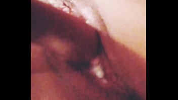 Preview 4 of Giving Head To Niggers - Mi novio me hace venir con el vibra