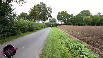 Preview 1 of Shama Xxx - Motorradfahrer fickt mich ohne Kondom