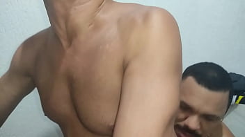 Preview 4 of Donkay And Man - Quer v&ecirc_ n&atilde_o te esquecer,  enfia a m&atilde_o no cu dele e faz ele gritar