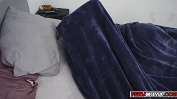 Preview 1 of Muslim Fuck Sex - Stepmom pleasing her stepsons cock fuckng him into oblivion