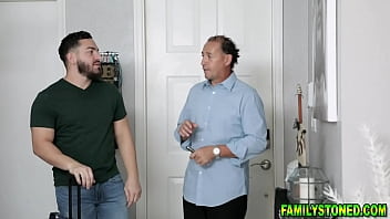 Preview 1 of Sex Shqipe - She meets and seduce her new stepbrother