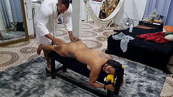 Preview 2 of Biahf - Massagem tantrica com direito a gozar no meu pau.  Completo XV red