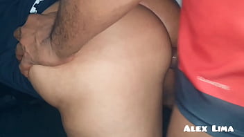 Preview 4 of Step Mom With Friends Sex - Paty Bumbum  -   Corinthiana  X    Alex Lima   Flamenguista  Jogo de  futebol termina em desafio no sexo