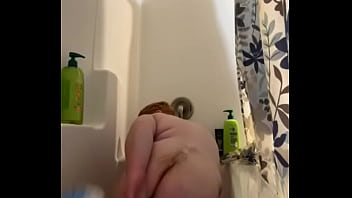 Preview 1 of Carlos Bazuca E Silvia Saenz Dap - Toilet brush