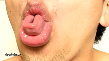 Preview 4 of Sucer - Vadeando y mostrando &uacute_vula en HD