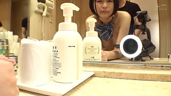 Preview 4 of F G W Roomnce - ( link lihat video pribadiku ada di profil deskripsi ) Siswi jepang baru pulang sekolah langsung disuruh ngelayanin di kamar