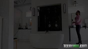 Preview 2 of Alexis Teksas Masturbasyon - Reliable Lily Larimar Babysitter Fucked Her Hot Owner