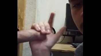 Preview 1 of Ai Shitet - Mamando verga en el GLORY HOLE