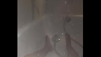 Preview 1 of Lama Beeg - Luxurious Bath Fap (1080p 60fps)