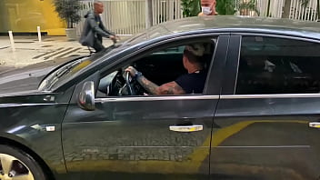 Preview 1 of Boro Homjanay - Motorista  ganha mamada no carro e pede pra fuder minha bunda em casa ( brunohot25 )