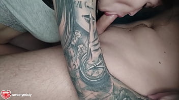 Preview 2 of Freundin Anwichsen Im Schlaf - Gorgeous Blowjob Closeup From Hot Brunette with Tattoo