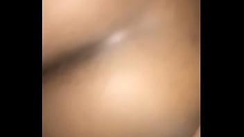 Preview 3 of Coppia Teenager - yo bitch back down