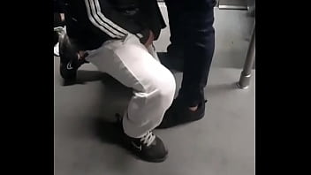 Preview 2 of Boudiesex - En el metro