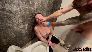 Preview 4 of Xxxc Come - I get excited when they puke my piss up rxvenvxce