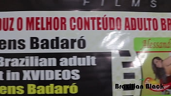 Preview 1 of Www Yes Sex Com - Negra rabuda da uma surra de buceta no branquelo nerd