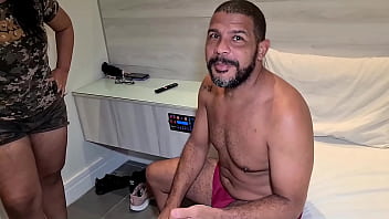 Preview 1 of Mia Khalifa Hentai - Casal real de lesbicas fazendo porno pela primeira vez levou muita pica e leite