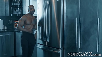 Preview 1 of Hq Porn Buyuk Horoz - Black Stud Cant Stop Cheating - Max Konnor,  Pheonix Fellington