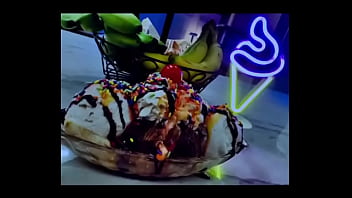 Preview 1 of Bh Wwwxxx - She said &ldquo_Split me JT!&rdquo_   #splitme #bananasplit #icecream #makeitcreamy #gettincreamywithjt #desserts #ic...