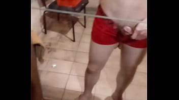 Preview 3 of Xxx Loo - Novinho Com Muito Tes&atilde_o (Pau Enorme)