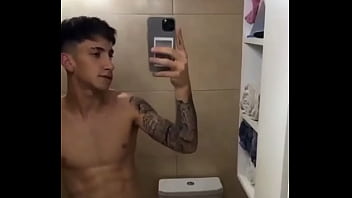 Preview 1 of Mistress Shit On Her Slave Mouth - Argentino gostoso