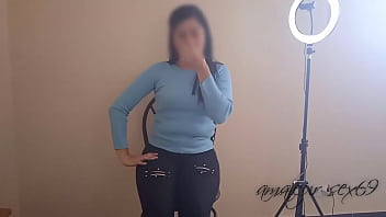 Preview 1 of Sunny Leone Public Trase - viene a una entrevista de trabajo: linda chica quiere ganarce el trabajo y para lograrlo tiene que follar conmigo hasta que yo le diga que gano el puesto de cajera