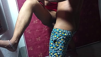 Preview 2 of Ziva David Porn - मामा ने भांजी को चॉकलेट देकर चोदा ! साफ हिंदी आवाज में