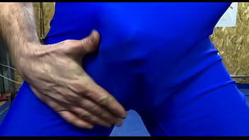 Preview 2 of 815 Illinois - Russian REAL WRESTLER in spandex jerks off in the gym during training