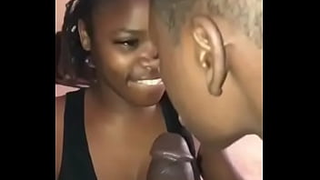 Preview 2 of Sexxsx Hd - Deux filles pour une seule bite