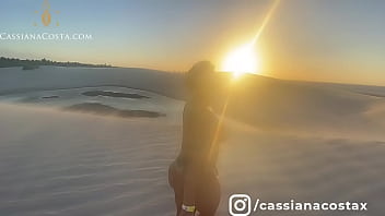 Preview 1 of Chaturbate Bellecurve - Encontrei f&atilde_ na praia e sa&iacute_mos para transar! www.cassianacosta.com