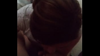 Preview 2 of Brother Fuking Sleping Sister - Me chupa su verga