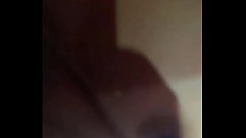 Preview 3 of Amateur Busty Porn Wife - Eu e o brinquedo dela.