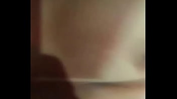 Preview 4 of Amateur Busty Porn Wife - Eu e o brinquedo dela.