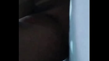 Preview 2 of Zenci Sarn Sikiyor - Tes&atilde_o a mil