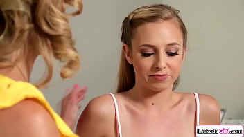 Preview 1 of Teacher Seks Student - Busty milf facesits and fingers stepteen